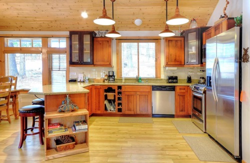 Yosemite West House | Strawberry Creek