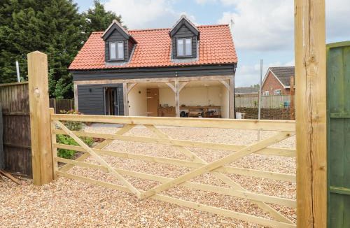 Wisbech House | Strawberry Fields Annex