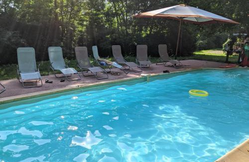 Chissey-en-Morvan Bed & Breakfast | Strawberry Hill