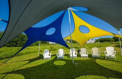 Glen Cove Hotel | Strawberry Hill Seaside Inn