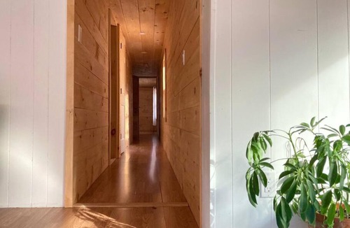 Shandaken House | Stream House (The Lorca, Catskills)