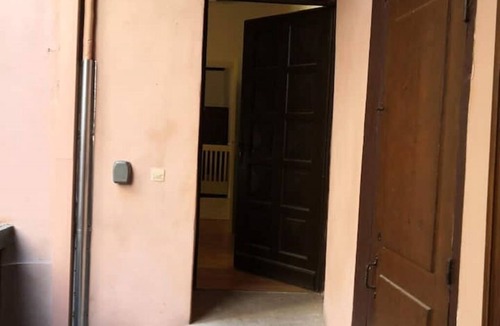 Secteur 2 House | Street duplex downtown Grenoble