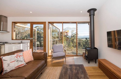 Eurunderee House | Strikes 1 - spectacular views, total tranquillity
