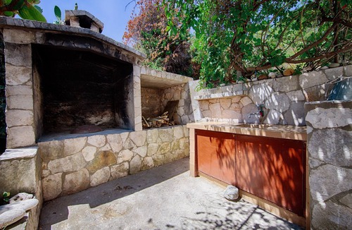 Milna House | Striking and unique sea-view, romantic holidays in untouched nature family,