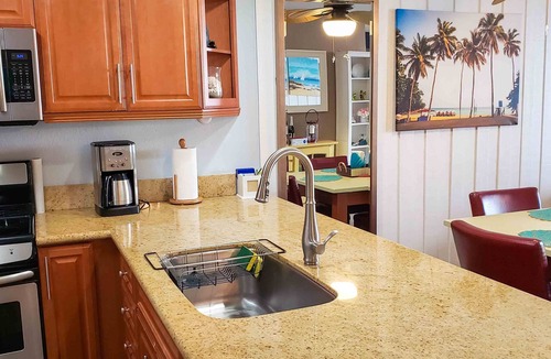 Townsite Condo | STRIKING OCEAN VIEW STUDIO D210 FACING OCEANSIDE PIER