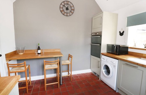 High Ercall Cottage | STRINE VIEW COTTAGE, pet friendly, with open fire in Crudgington