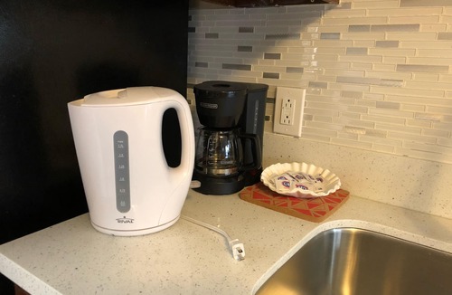 Beverly Green Apartment | STRIP 2BR Condo NEARLVCC pet-Friendly Free-wifi SALE Las Vegas Memorial WSOP
