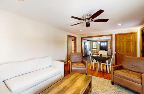 Ludlow House | Strollski Cottage