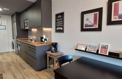 San Sebastian de los Reyes Apartment | Studio Europa 30 With Airco