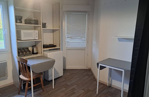 Saint-Fort Apartment | Studio for rent.