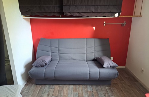 Saint-Fort Apartment | Studio for rent.