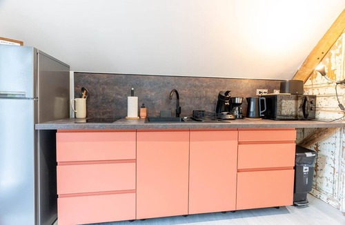 La Madelaine-sous-Montreuil Apartment | Studio South, 2 persons (upstairs)