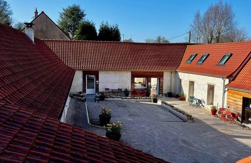 La Madelaine-sous-Montreuil Apartment | Studio South, 2 persons (upstairs)