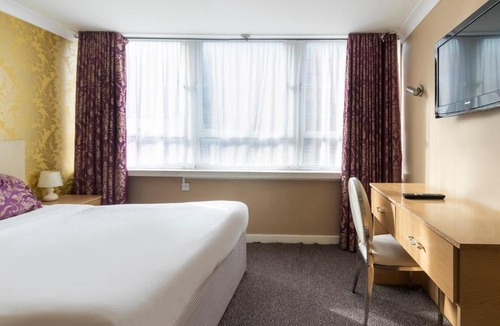 Luton Hotel | Stuart Hotel