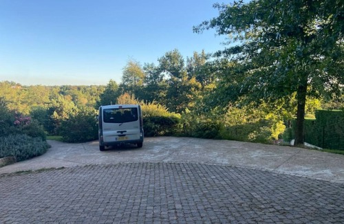 Saint-Georges-d'Esperanche Apartment | Studio Dans Villa