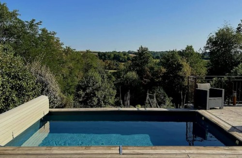 Saint-Georges-d'Esperanche Apartment | Studio Dans Villa