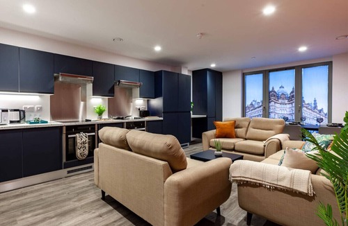 Leeds Apartment | Student Only Elegant Ensuite Room