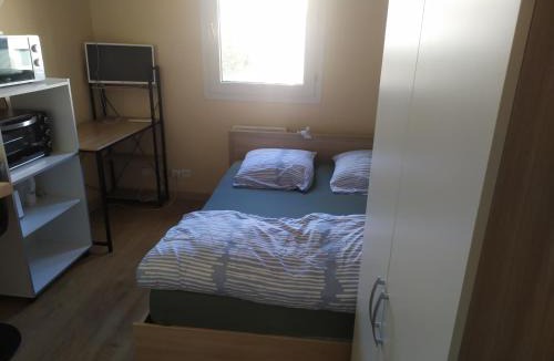 Tours Apartment | Studette COSY 2 couchages proche TOURS