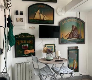 Ault Apartment | Studette tiny house de l église 12 m2