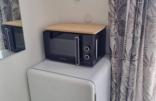 Port-Saint-Louis-du-Rhone Apartment | Studio 30 meters, close to marina