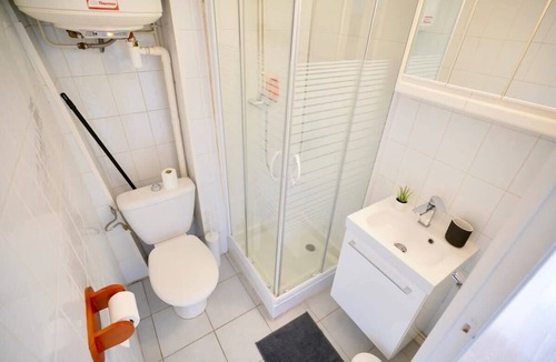 9th Arrondissement Apartment | Studio fonctionnel Lyon-Vaise-Saint Didier