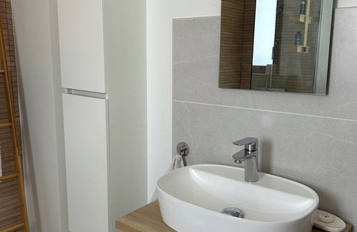 Saint-Mathieu-de-Treviers Apartment | Studio open view, terrace, parking, quiet, new apartment ideal for 2 people