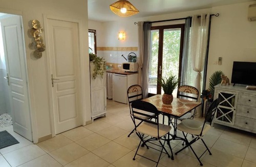 Albitreccia Apartment | Studio à 150 m de la Plage D'agosta et des Commerces