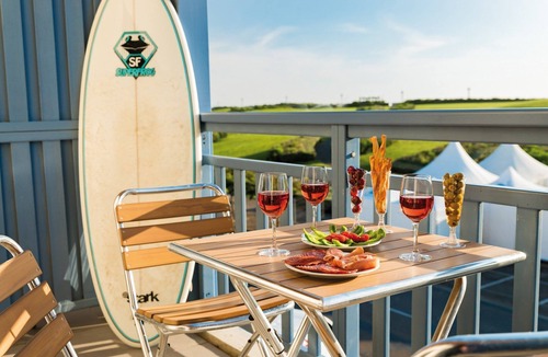 Biscarrosse Plage Apartment | Studio à 150m de la Plage | École de Surf