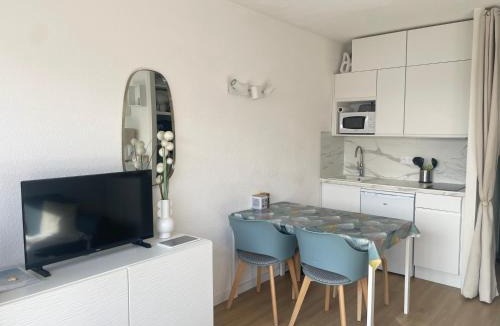 Soorts-Hossegor Apartment | Studio à 2 pas de la plage!