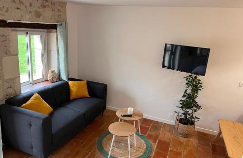 Archigny Apartment | Studio à 20 min des cures thermales de La Roche Posay - Casino