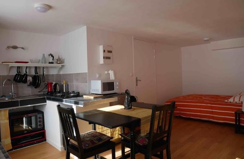 Le Palais Apartment | Studio à 200M à pieds de l'embarcadère