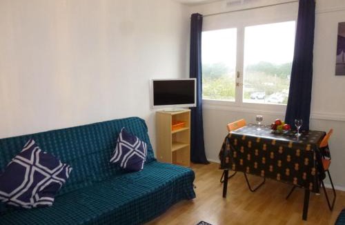 Saint-Jean-de-Monts Apartment | Studio à 50m de la plage, 3 couchages, parking gratuit, animaux acceptés - FR-1-224C-73