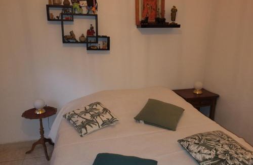 Ucciani House | studio à la campagne