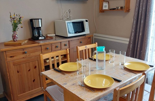 Montclar Apartment | Studio à Lamontagne en Rez-de-jardin