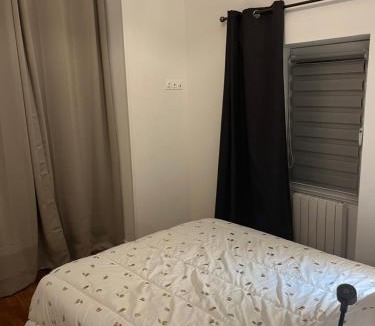 Soulge-sur-Ouette Apartment | Studio à proximité de Laval