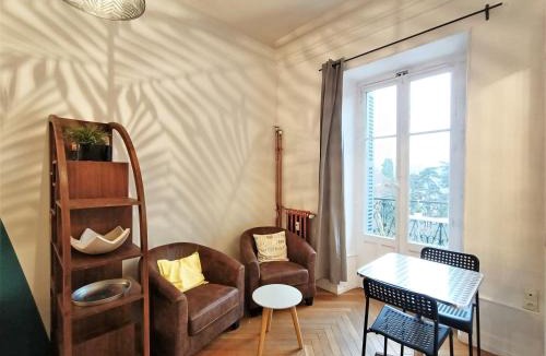 Aix-les-Bains City Center Apartment | Studio élégant, confortable avec WiFi, proche parc - FR-1-555-59