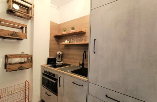 Aix-les-Bains City Center Apartment | Studio élégant, confortable avec WiFi, proche parc - FR-1-555-59