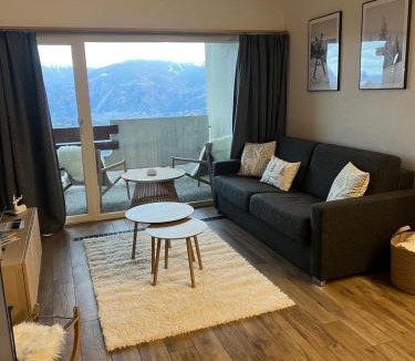 Anzere Apartment | Studio élégant rénové avec vue à Anzère