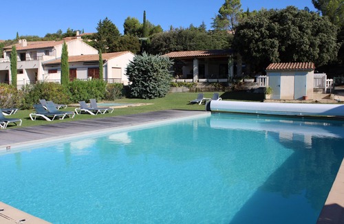 Mollans-sur-Ouveze Apartment | Studio équipé 2 personnes 409