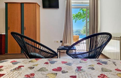 Supetarska Draga Apartment | Studio Čipčić-2 by Interhome