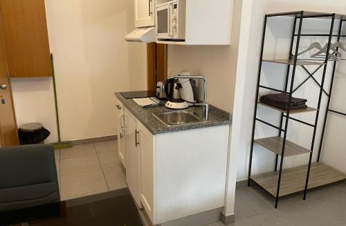 Mantes-la-Jolie Apartment | Studio 005