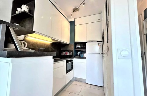 Greoux-les-Bains Apartment | Studio - 1/2 persons - Gréoux-les-Bains