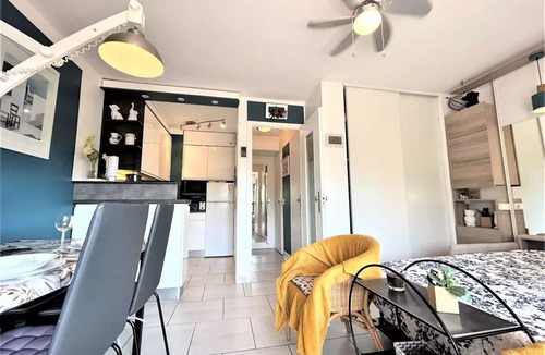 Greoux-les-Bains Apartment | Studio - 1/2 persons - Gréoux-les-Bains