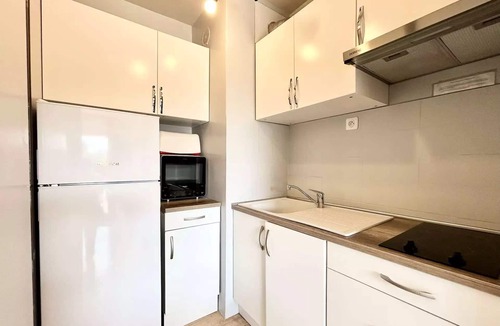 Greoux-les-Bains Apartment | Studio - 1/2 persons - Gréoux-les-Bains