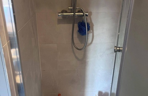 Pettits Apartment | Studio - 1 Bed - CloseToElizabethLine&Westfield