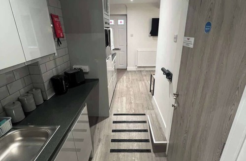 Worcester Apartment | Studio 1@Bransford Rd