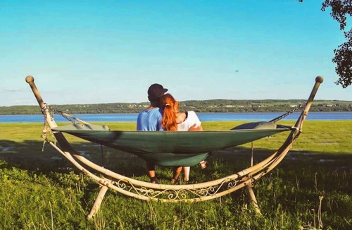 Ste Anne de Beaupre Apartment | Studio 10 | 2 Min Waterfront | BBQ & Fireplace