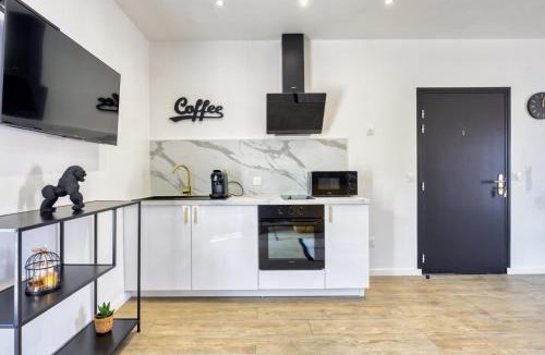Coubron Apartment | Studio 1