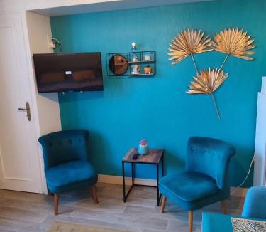 Bagnoles-de-l'Orne Apartment | Studio 10, très bien placé, parking wifi gratuit