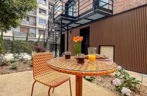 Quartier des Eaux-Claires Apartment | Studio 102 - Premium, Climatisation, Garage